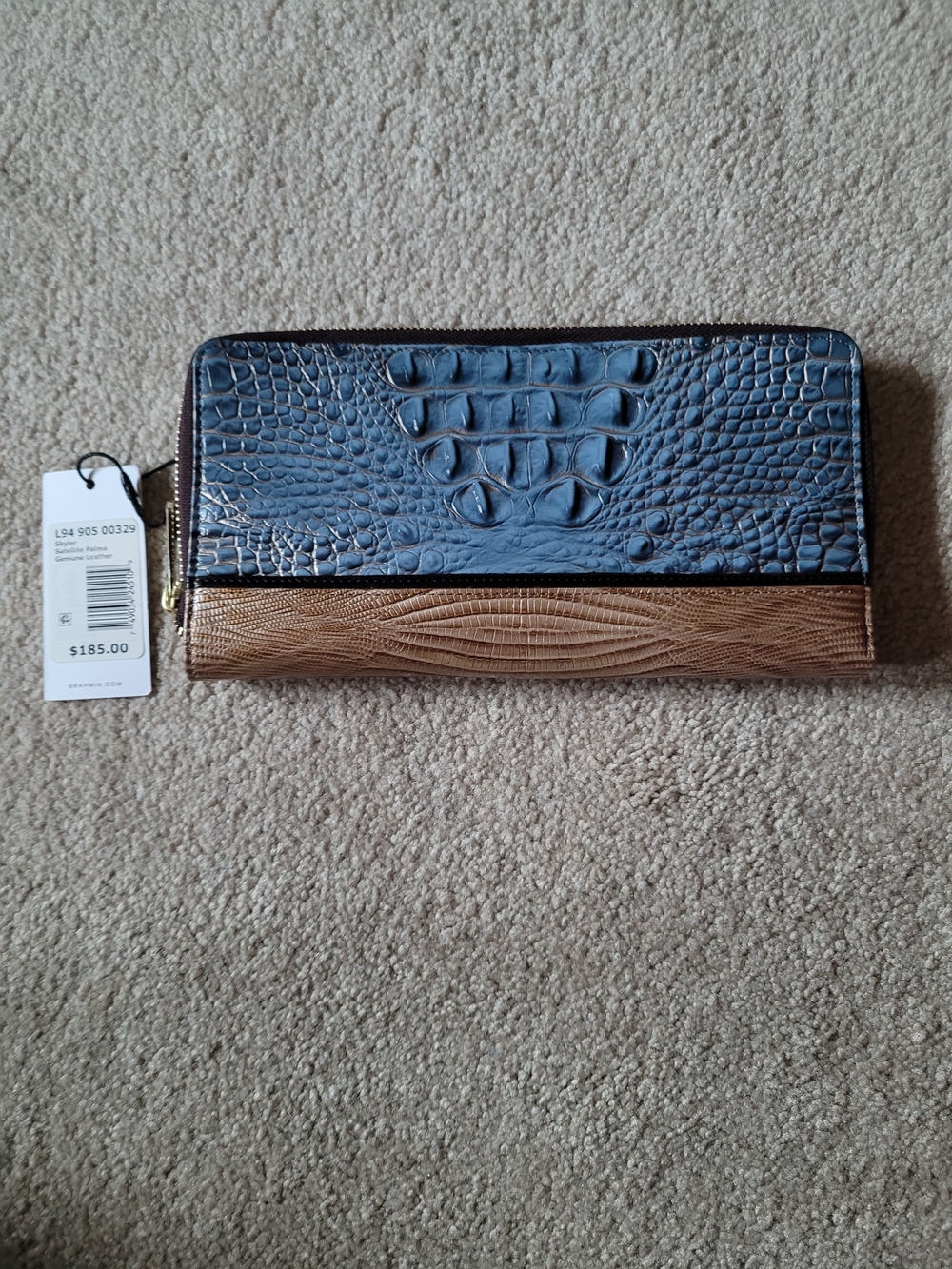 NWT BRAHMIN SKYLER WALLET IN SATELLITE PALMA